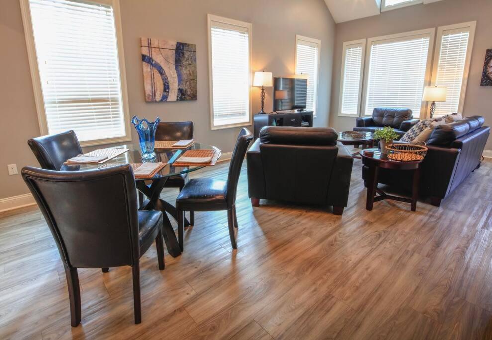Luxury 2 Bedroom Townhouse #3 Lake Charles Kültér fotó